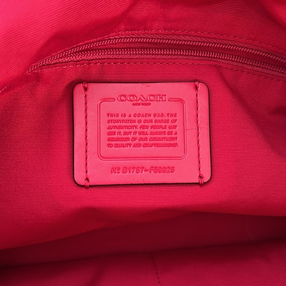 LIKE NEW COACH TOTE - Picture 5 of 8